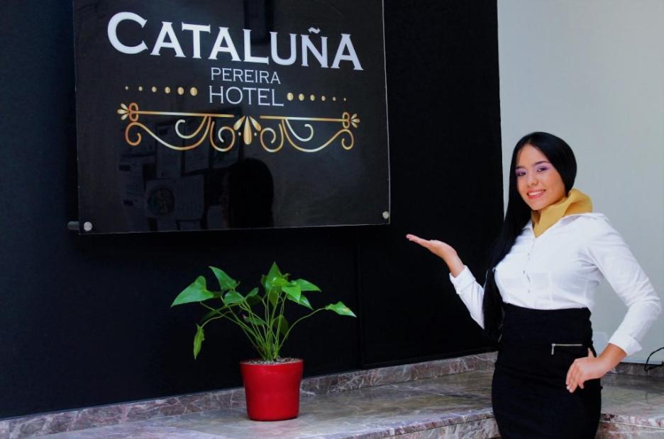 Hotel Cataluna - Soluciones Hoteleras 佩雷拉 外观 照片