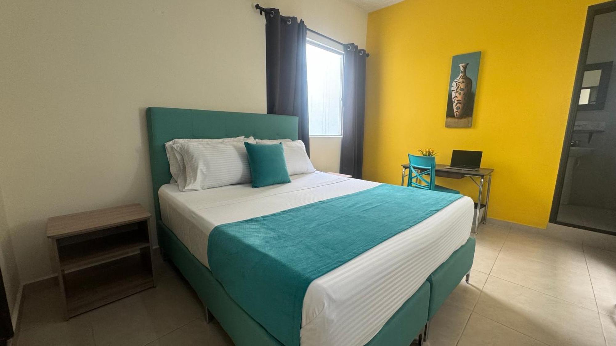 Hotel Cataluna - Soluciones Hoteleras 佩雷拉 外观 照片