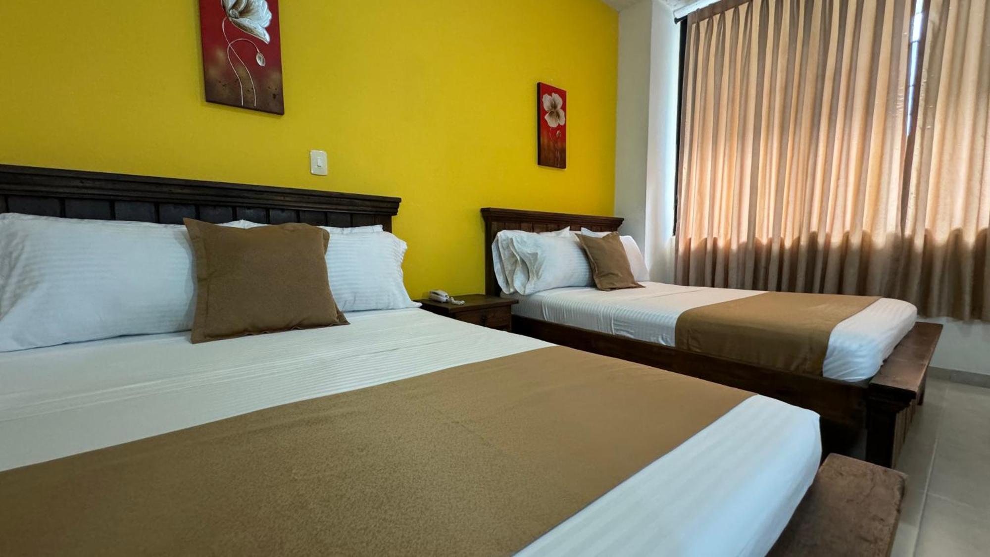 Hotel Cataluna - Soluciones Hoteleras 佩雷拉 外观 照片
