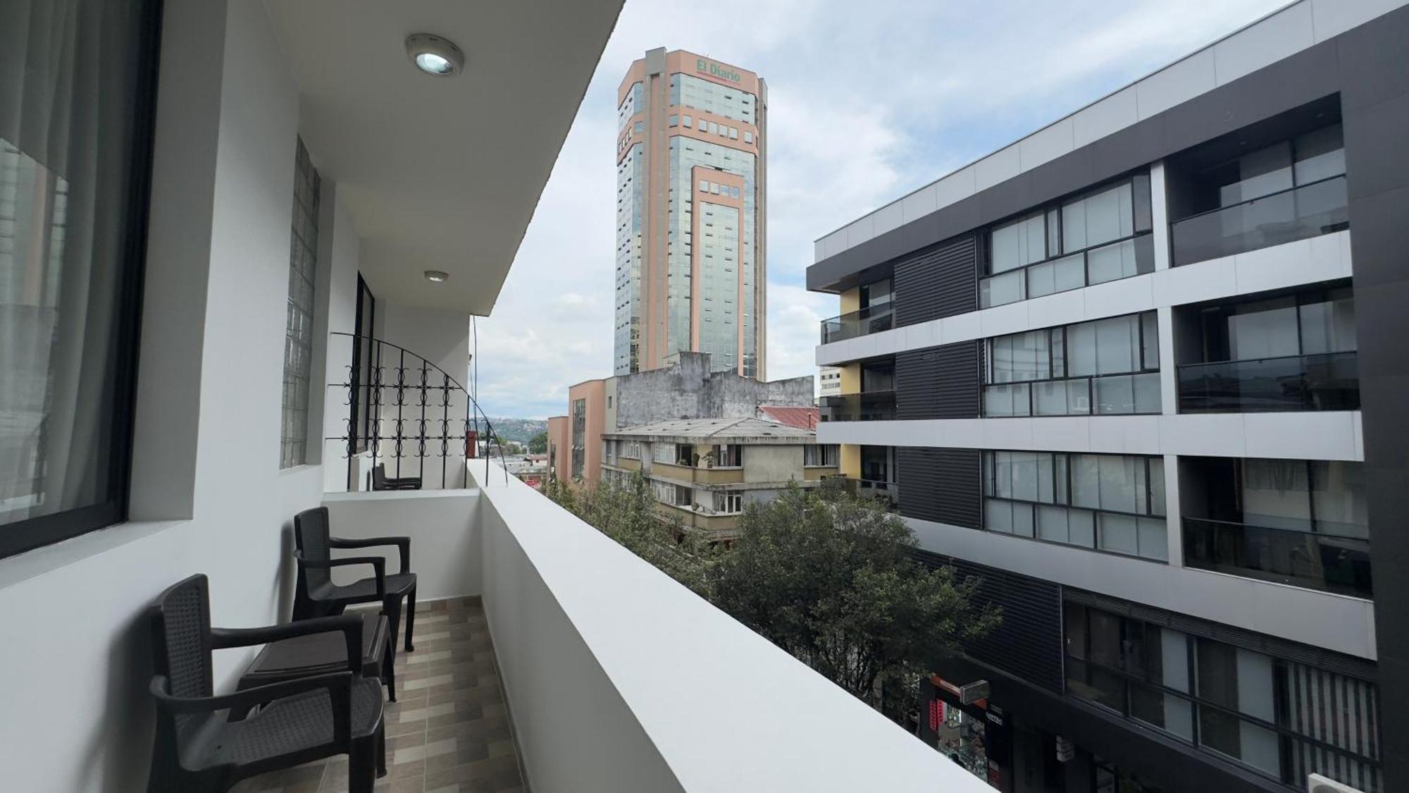 Hotel Cataluna - Soluciones Hoteleras 佩雷拉 外观 照片