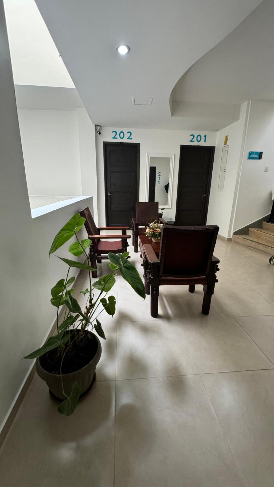 Hotel Cataluna - Soluciones Hoteleras 佩雷拉 外观 照片